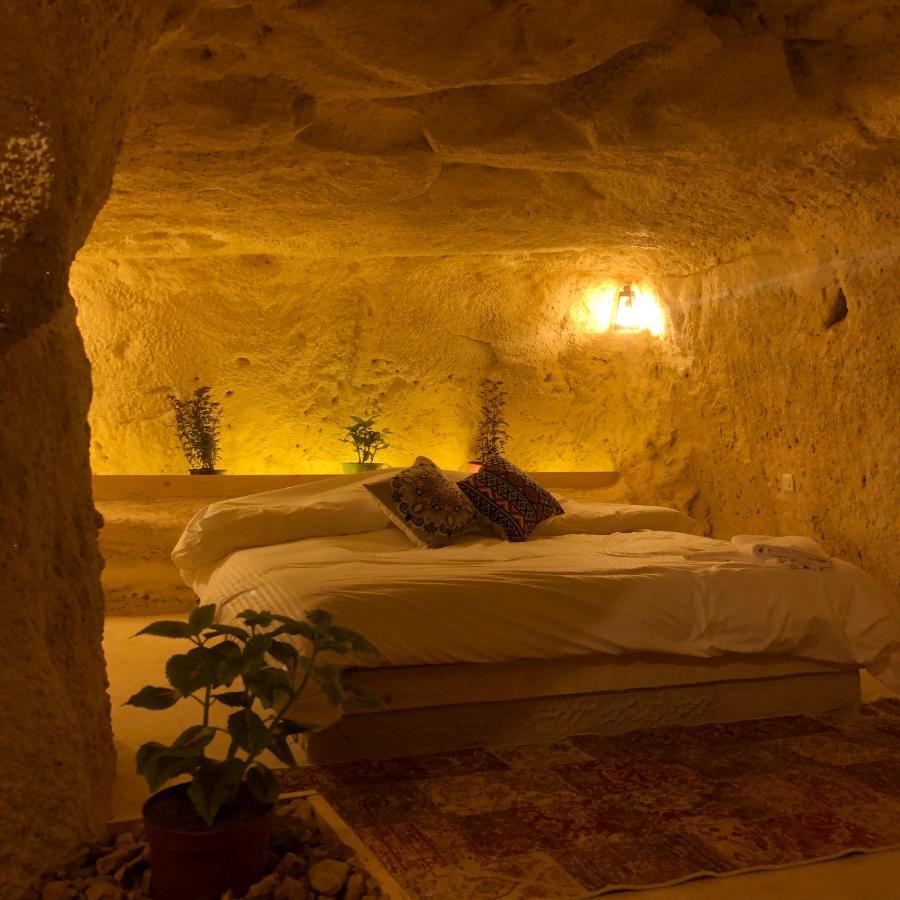 7 Caves Hotel Al Jāyah Exterior foto