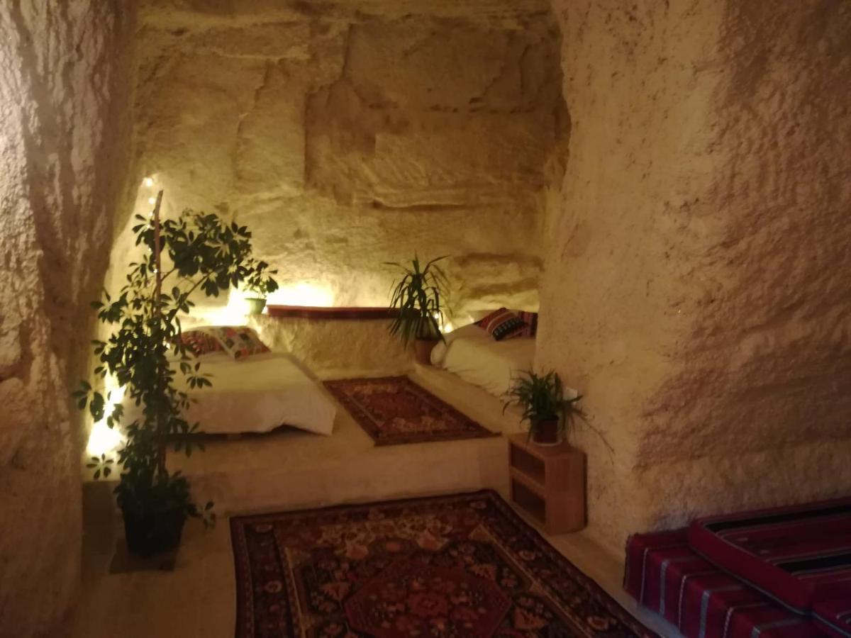 7 Caves Hotel Al Jāyah Exterior foto