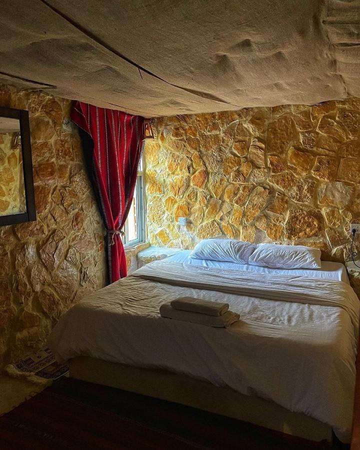 7 Caves Hotel Al Jāyah Exterior foto